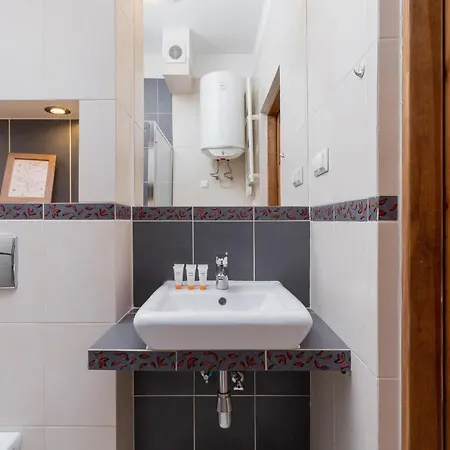Apartment Nosal Jaszczurowka By Renters