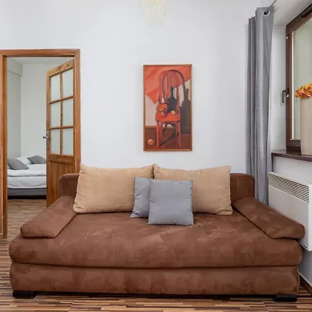 Nosal Jaszczurowka By Renters