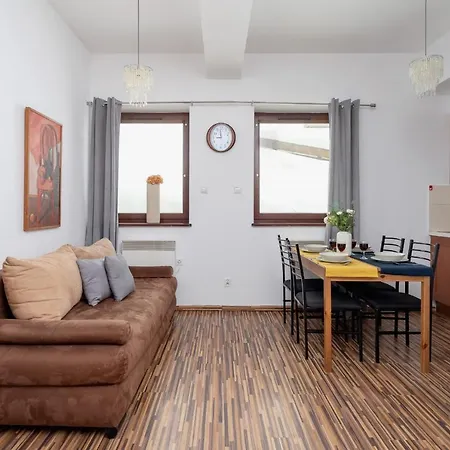Nosal Jaszczurowka By Renters Apartment
